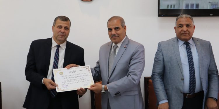 جامعة الأزهر تكرم القاضي وحنان لبلوغهما السن القانونية