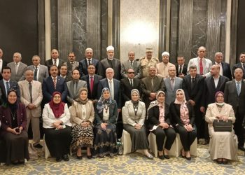 أعضاء مجلس جامعة الأزهر يتوافدون على العاصمة الإدارية الجديدة دعماً لجهود القيادة السياسة في البناء والتعمير