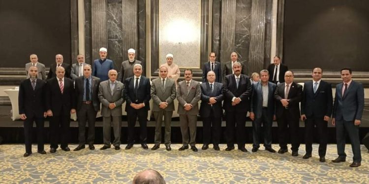 مجلس جامعة الأزهر يحث منسوبي الجامعة على التسجيل وسرعة الحصول على تطعيم كورونا