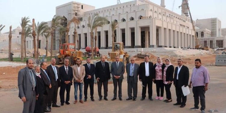 بالصور رئيس جامعة الأزهر يتفقد عددًا من المشروعات القومية بالعاصمة الإدارية الجديدة