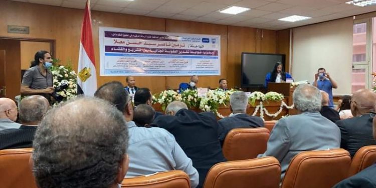 حقوق الإسكندرية تشيد برسالة دكتوراة حول ضوابط تقدير العقوبة الجنائية بين التشريع والقضاء