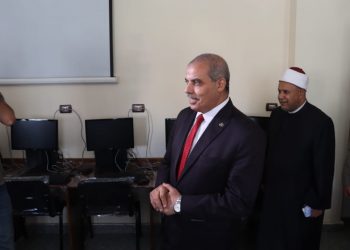 رئيس جامعة الأزهر يفتتح مركز الإمام البخاري للتخريج ودراسة الاسانيد بكلية دراسات اسكندرية