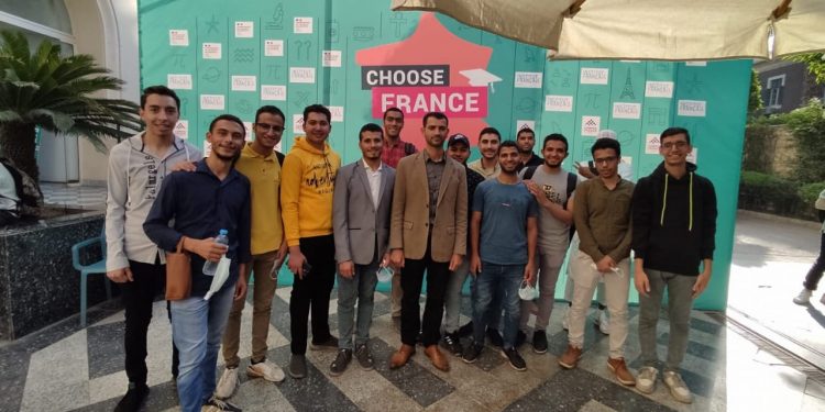 تمثيل أزهري مشرف لطلاب كلية اللغات والترجمة جامعة الأزهر في ورشة عمل بالسفارة الفرنسية