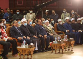 شيخ الأزهر: بيت العائلة المصرية حريص على المشاركة الفعالة في إنجاح مبادرة حياة كريمة