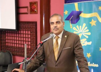 رئيس جامعة الأزهر يهنئ الدفعة 51 بكلية الطب بتخرجهم وانضمامهم إلى صفوف الجيش الأبيض