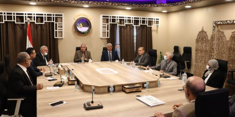 رئيس جامعة الأزهر يترأس اجتماع مجلس إدارة مركز التعريب والترجمة والنشر بكلية اللغات والترجمة