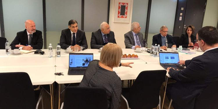 "شوقي" يلتقي مسئولي الوكالة الوطنية الفنلندية للتعليم لبحث التعاون المشترك