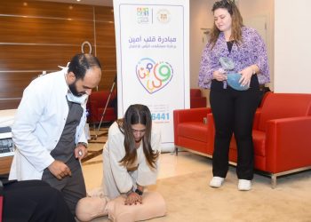 شباب الدارسين بالخارج وتدريبهم بمستشفى الناس