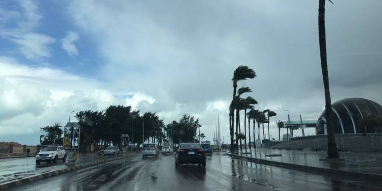 «التعليم» تصدر كتابًا دوريًا بشأن الاستعداد للشتاء بالمنشأت والمدارس