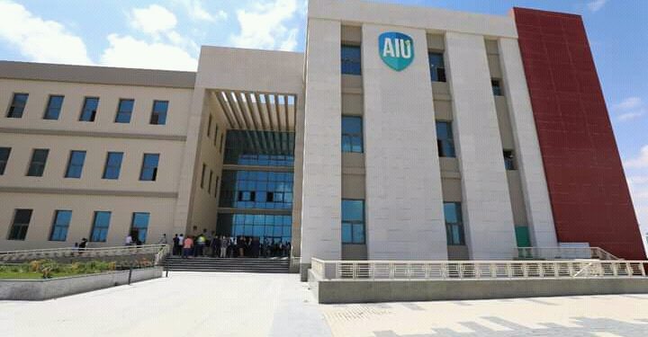 جامعة العلمين الدولية تُقدم 19 برنامجًا دراسيًا وتعتمد على البرامج البينية ونظام الساعات المُعتمدة