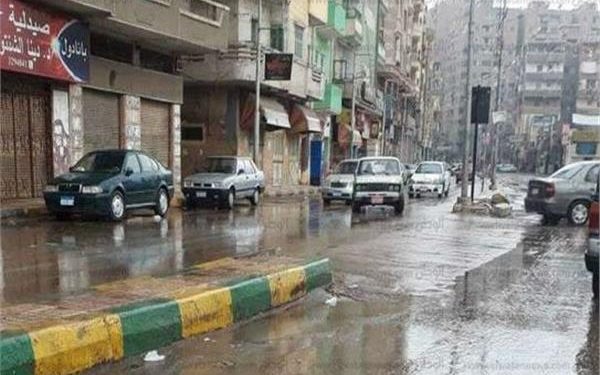 محافظ القاهرة يحذر بعدم النزول للشوارع إلا للضرورة القصوى