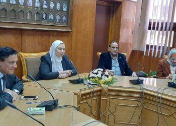 عميدة كلية الألسن بجامعة عين شمس