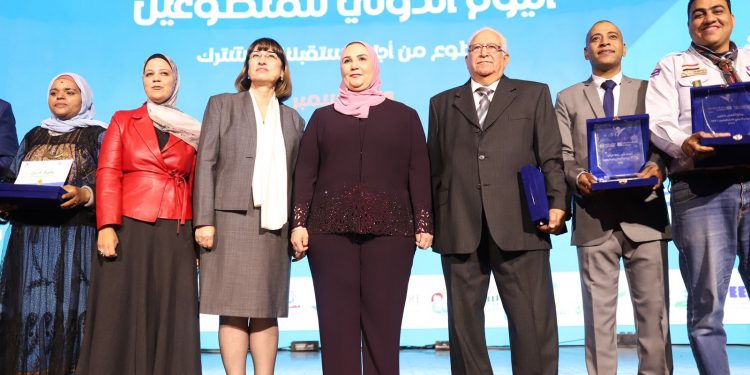 وزيرة التضامن: بدأت حياتي متطوعة وهدفنا خدمة الفئات الأولى بالرعاية