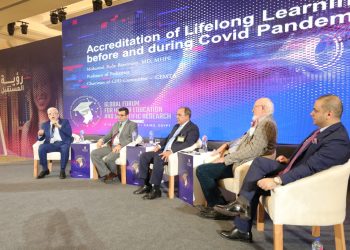 رئيس الجامعة البريطانية : علينا تبني سياسات جديدة في التعلم وضمان جودة التعليم الإلكتروني