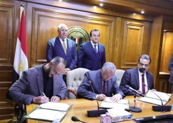 لانتاج لقاح مضاد لفيروس كورونا.. بروتوكول تعاون بين التعليم العالي والزراعة