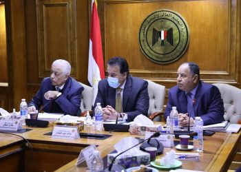 بحضور وزراء التعليم والمالية.. مجلس صندوق تطوير التعليم يوافق على تمويل تشغيل مجمعي التعليم التكنولوجي بالفيوم واسيوط  ب28 مليون