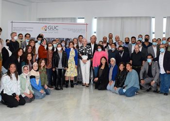 مبادرة لطلاب كلية الفنون التطبيقية بالجامعة الالمانية لدعم ذوي الاحتياجات الخاصة