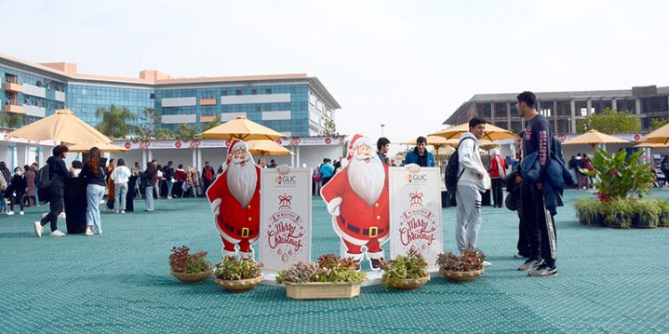 بالصور افتتاح البازار السنوى للكريسماس بالألمانية بالقاهرة