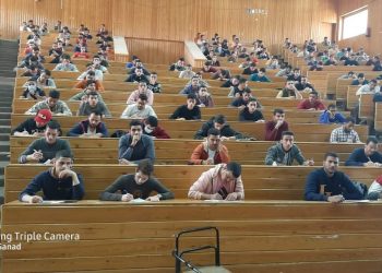 جامعة الأزهر انتظام سير أعمال امتحانات أعمال السنة "الميد ترم " بكلية العلوم