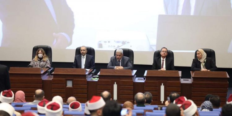 مقرر مؤتمر الأزهر عن المناخ: المؤتمر يثبت أن الأفكار والمناقشات الحية تساهم في التطوير والتنمية