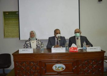 رئيس جامعة الأزهر ورئيس تطوير الوافدين يشاركان افتتاح الجلسة الافتتاحية في الندوة التثقيفية لطلاب نيجيريا