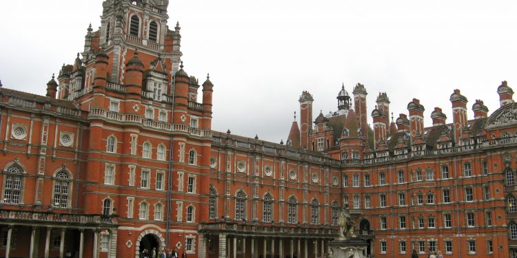 للطلاب تعرف على أفضل 5 جامعات في لندن