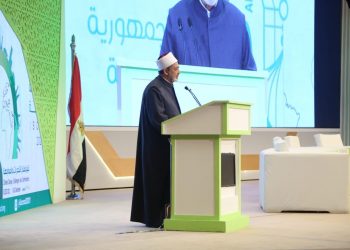 شيخ الأزهر : ازمة البيئة والمناخ سببها عنف التعامل الإنساني مع البيئة وكائناتها