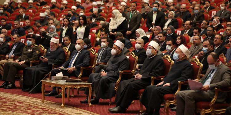 شيخ الأزهر : ازمة البيئة والمناخ سببها عنف التعامل الإنساني مع البيئة وكائناتها