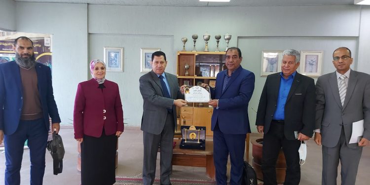 تطبيقات الاستشعار الراداري في الدراسات البيئية والجيولوجيا .. ندوة بجامعة حلوان