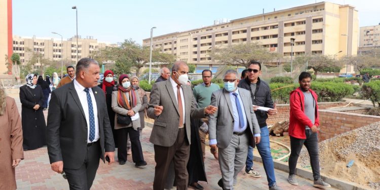 رئيس جامعة الأزهر يتفقد المدينة الجامعية للطالبات ويطالب بسرعة الانتهاء من التجديدات