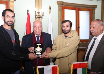 «الزناتي» يستقبل وفد جمعية المعلمين الإماراتية لبحث أفاق التعاون المشترك