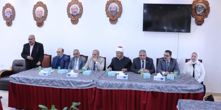 جامعة الأزهر تكرم الأمين العام وتشيد بجهوده وتؤكد : كان مخلصًا في أداء رسالته