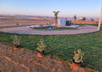 بالصور| استعدادات وضع حجر الأساس أكبر مجمع طبي للأطفال في الشرق الأوسط بجامعة القاهرة الدولية