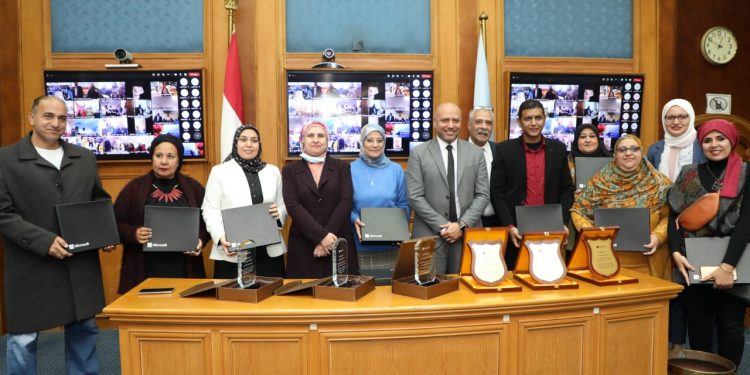 "التعليم" تشارك في تكريم 535 مُعلم مُتميز من برنامج المُعلمين المُبدعين