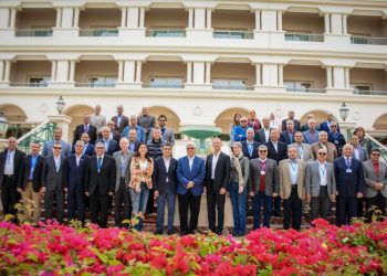 رئيس جامعة عين شمس يشارك في برنامج «فولبرايت مصر» لقيادات الجامعات