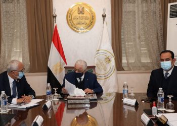 وزير التربية والتعليم يتابع تنفيذ مشروعات الوزارة ضمن مبادرة "حياة كريمة"