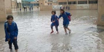 «القرار في الانتظار».. التعليم تحسم الجدل حول تعطيل الدراسة