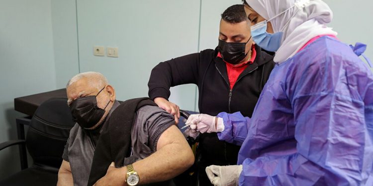 الصحة توجه نصائح للتعامل مع أعراض اشتباه الإصابة بـ “كورونا”