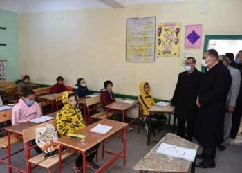 محافظ الشرقية: زائرة صحية داخل اللجان الامتحانية للتعامل مع الحالات الطارئة