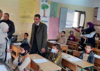 مُدير تعليمِ الجيزة: تَوفيرِ أجواء الراحةِ والهدوء بلجانِ الامتحانات