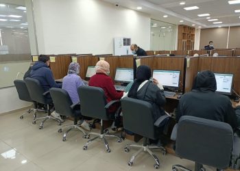 بدء اختبارات الفصل الدراسي الأول لطلاب صيدلة طنطا الكترونيا