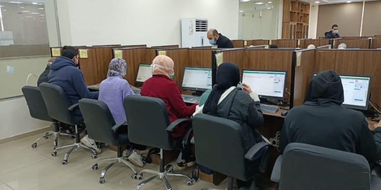 بدء اختبارات الفصل الدراسي الأول لطلاب صيدلة طنطا الكترونيا