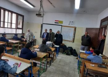 أولياء أمور مصر: صعوبة جزء الكيمياء العضوية وشكوى من عدم وضوح خرائط الجغرافيا  