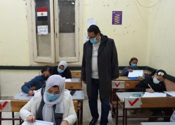 أمهات مصر: فيزياء الأول الثانوي "صعب ويحتاج وقت" وسهولة الفلسفة