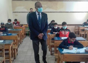 أمهات مصر: امتحان الجبر والهندسة الفراغية فوق المتوسط وتضمن أسئلة صعبة 