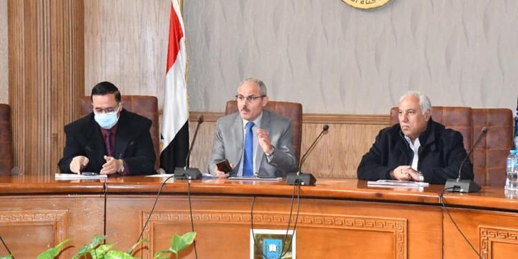 خطة لتطوير مستشفيات جامعة قناة السويس تمهيداً للانضمام لمنظومة التأمين الصحي