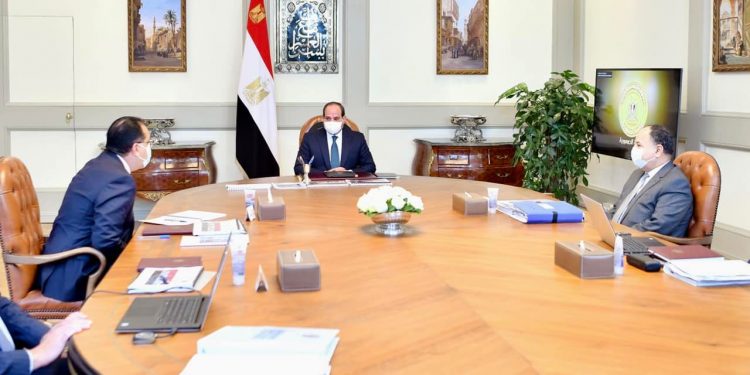 الرئيس يوجه بتخصيص 1,5 مليار جنيه لتمويل حافز الجودة الإضافي لأعضاء هيئة التدريس بالجامعات