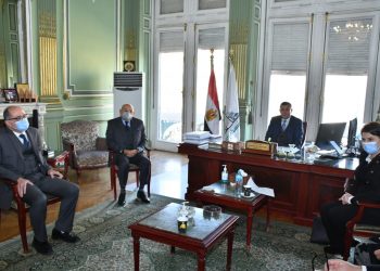 استضافة ٣ خبراء أمريكيين لإلقاء المحاضرات وتدريب أعضاء هيئة التدريس بجامعة عين شمس