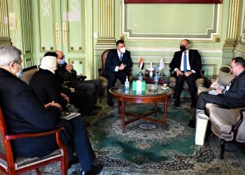 رئيس جامعة عين شمس يبحث التعاون المشترك مع السفير الأردني بالقاهرة