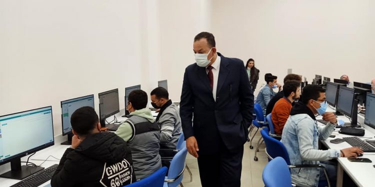 جامعة المنصورة الجديدة تعقد الاختبارات الإلكترونية المؤهلة للالتحاق بالجامعات الاهلية